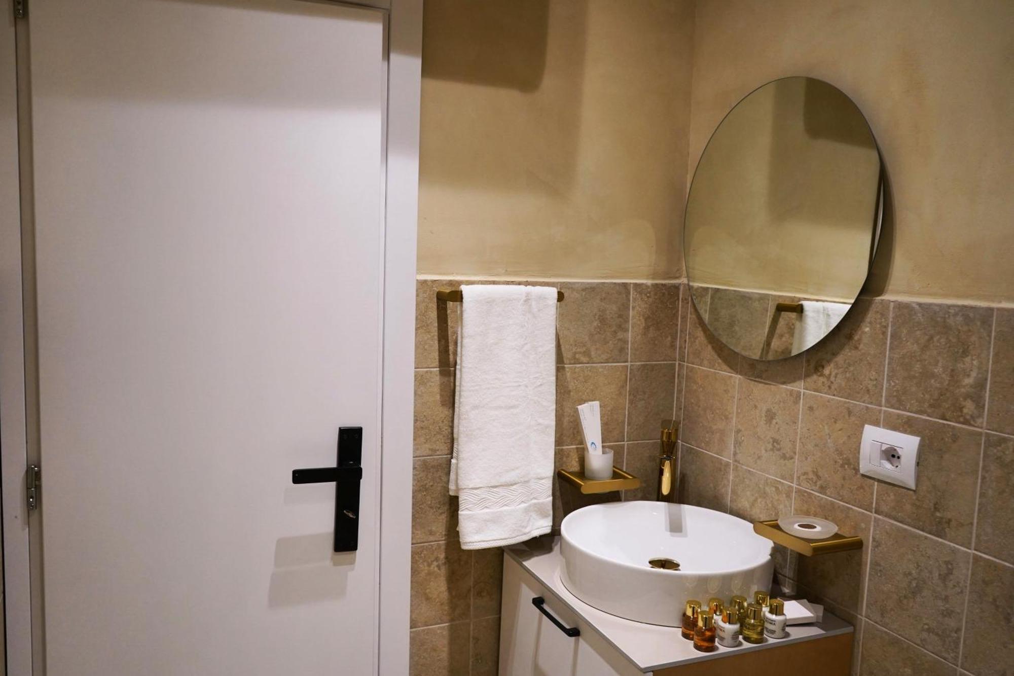 Vater Apartments Tirana Eksteriør billede