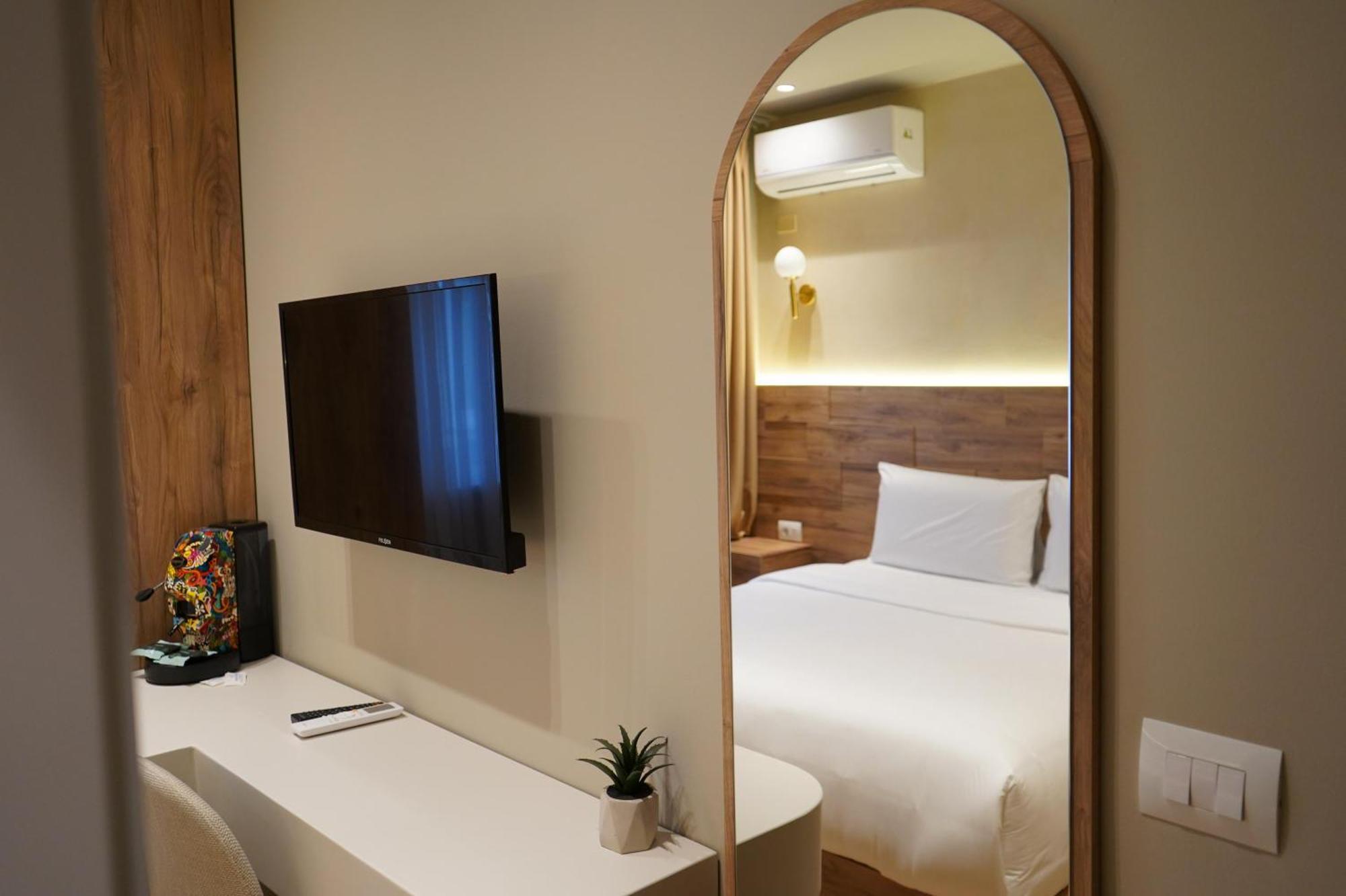 Vater Apartments Tirana Eksteriør billede